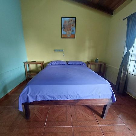 Arenal Hostel La Catarata La Fortuna Esterno foto